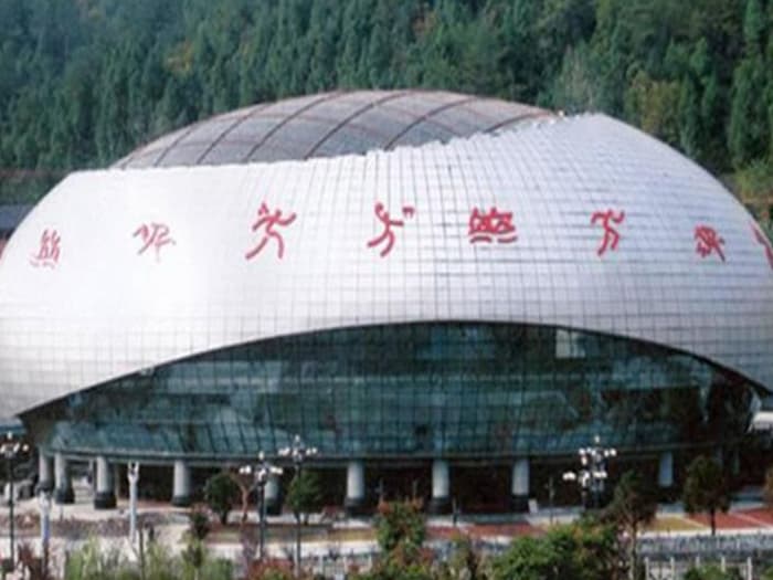 通州体育中心球形网架加工安装
